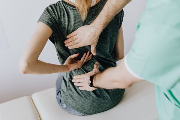 Top ostéopathes à Bayonne pour un soulagement efficace des douleurs